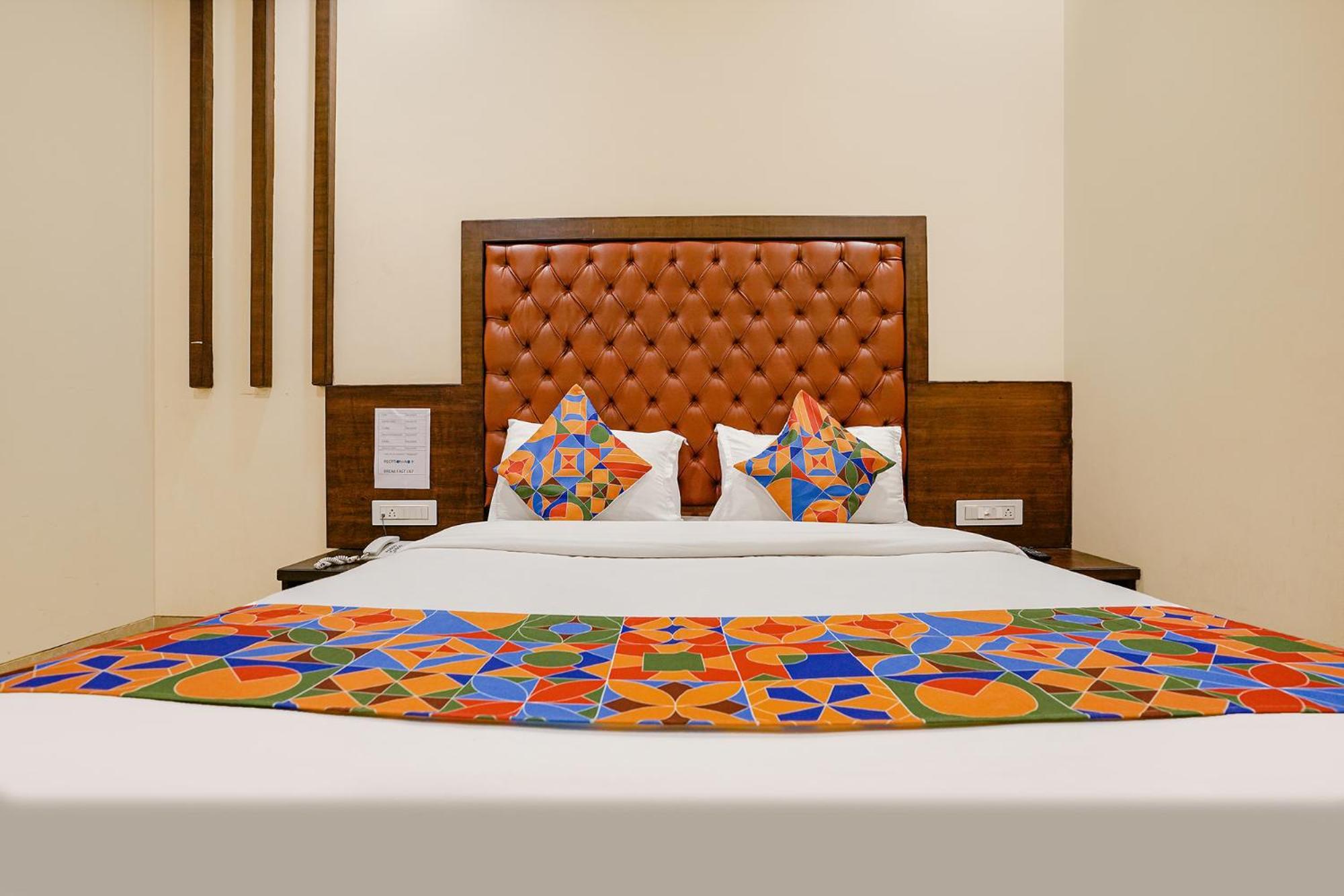 Fabhotel Vertigo Suites - Nr Bkc Mumbai Exterior photo