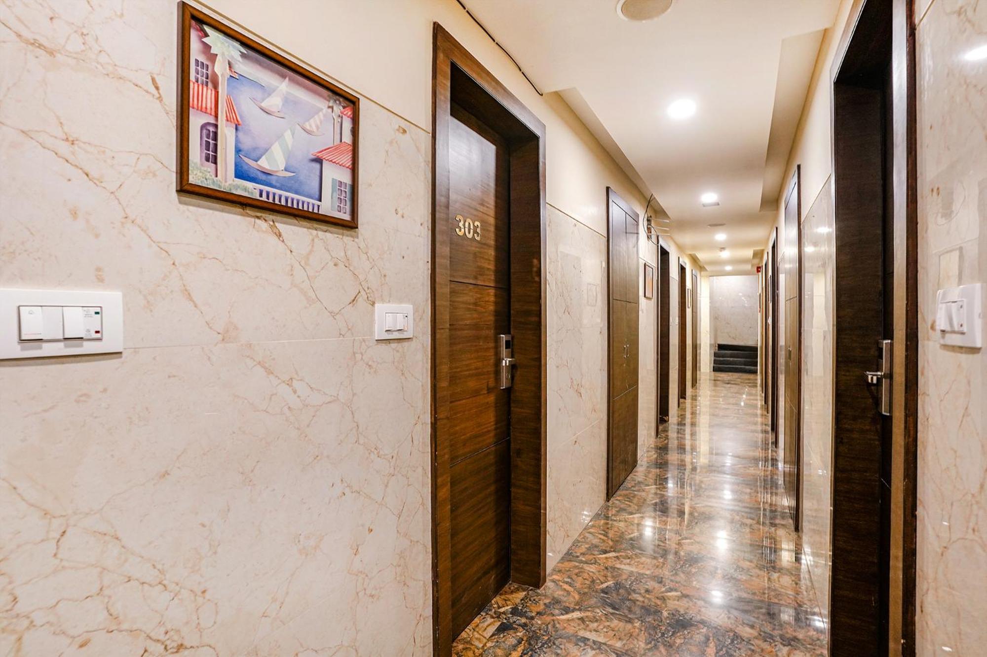 Fabhotel Vertigo Suites - Nr Bkc Mumbai Exterior photo